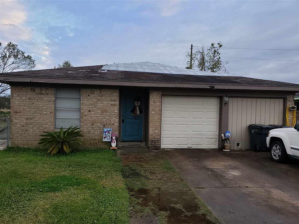 1st image of 39 Parkland St
