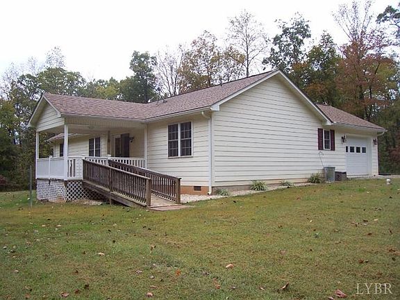 3rd image of 106 Ash Camp Ln