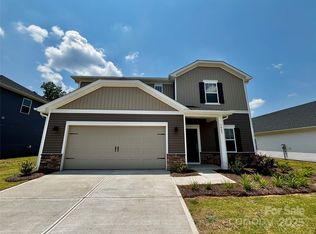 1423 Windy Park Dr, Stanley, NC 28164