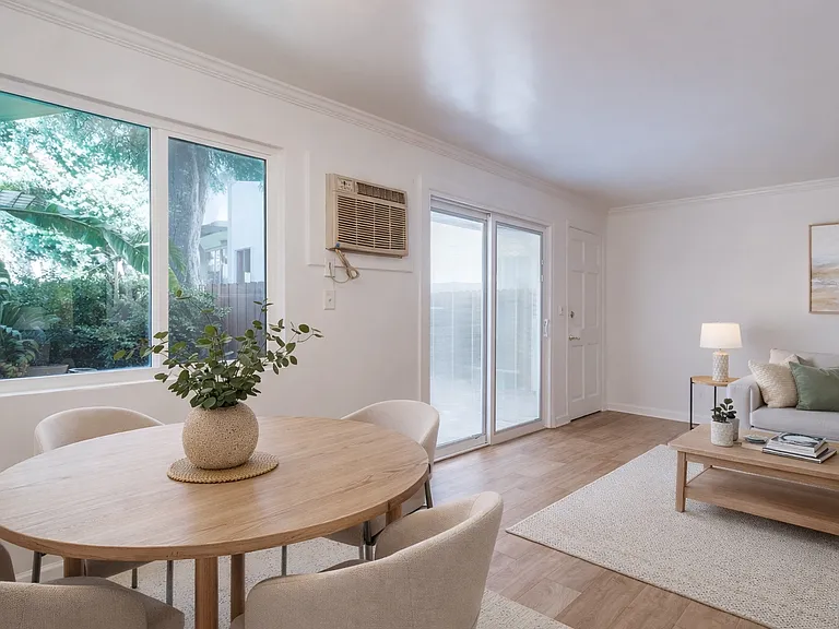 241 S Avenue 57 #110 — Photo 6