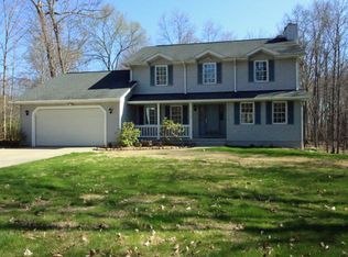 2132 Norton Rd, Stow, OH 44224