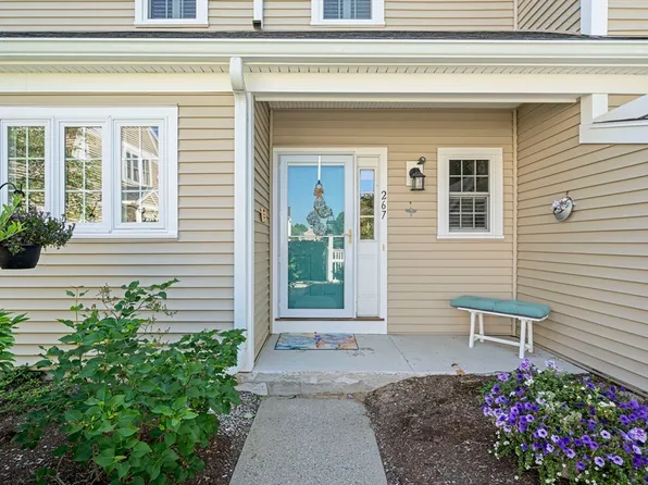 267 Allerton Commons Ln #267, Braintree, MA 02184