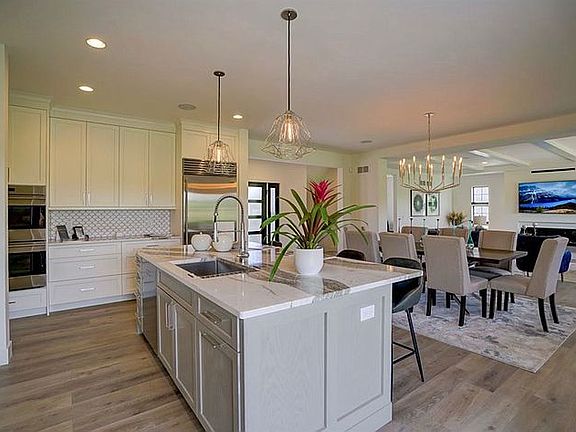 4th image of 1043 Brynhill Dr