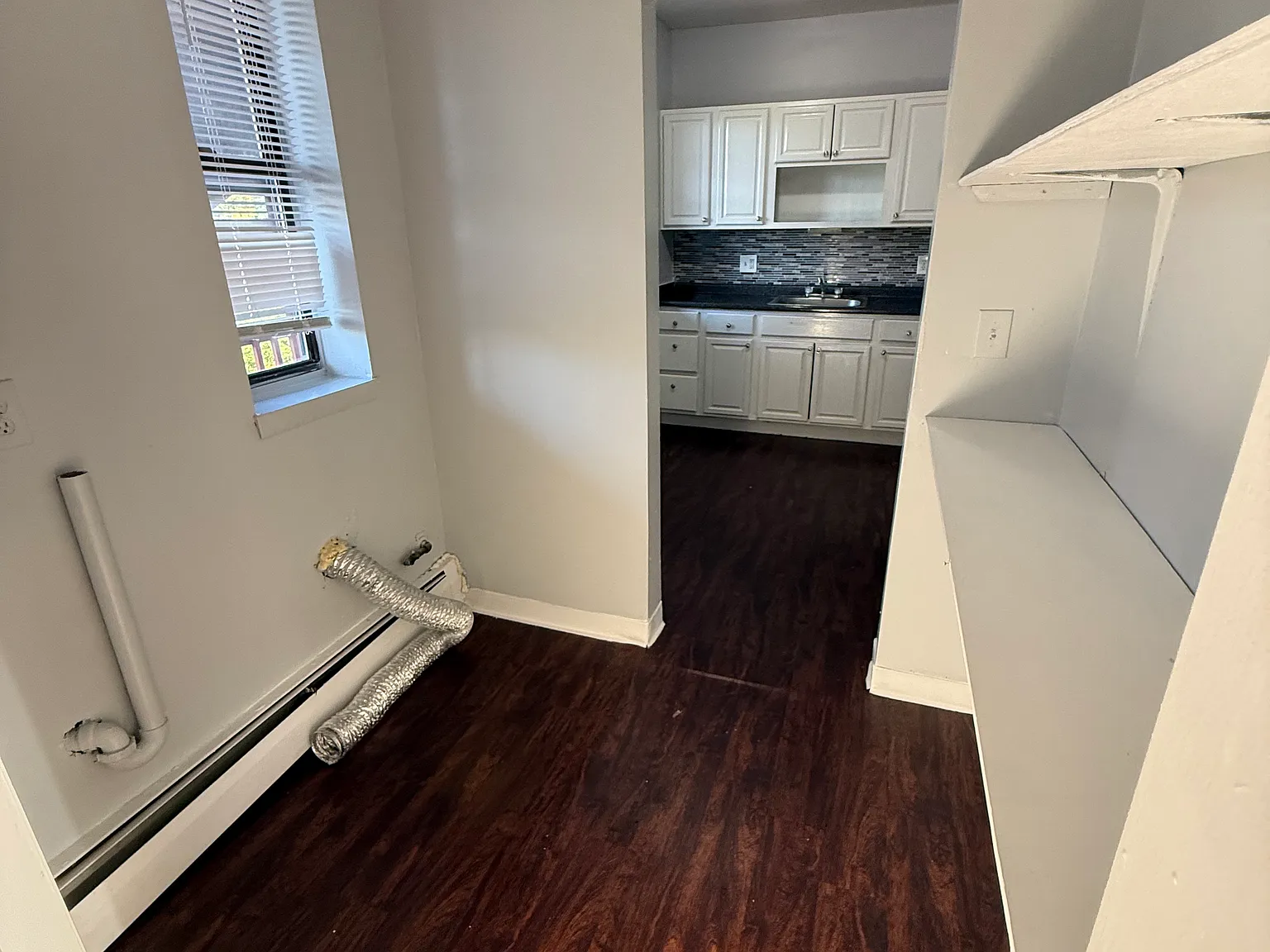 3 bed, 1.5 bath, 1100 sqft, $1,850 — Photo 4