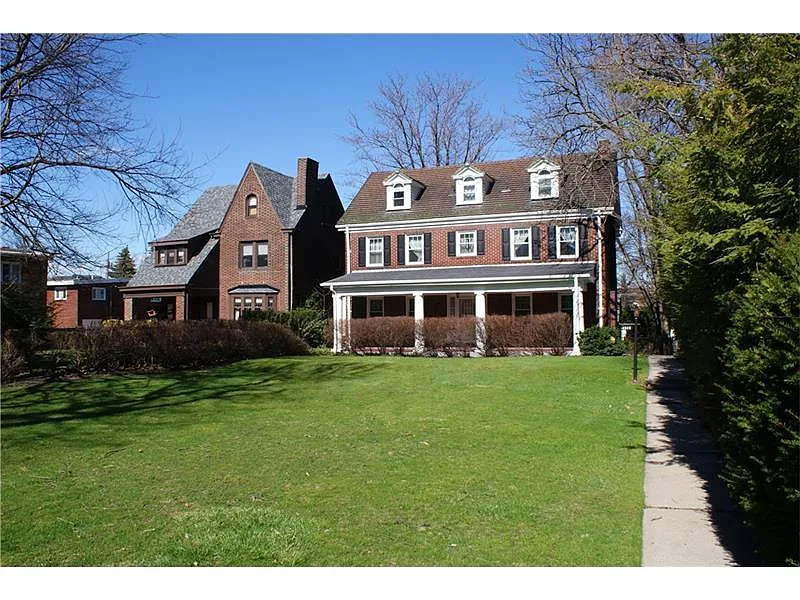 6923 Penn Ave photo 1