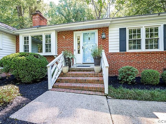 5th image of 203 Roslyn Hills Dr