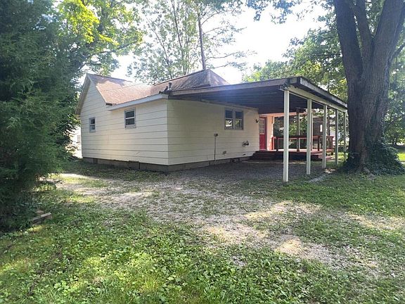 3rd image of 403 N Bryan St