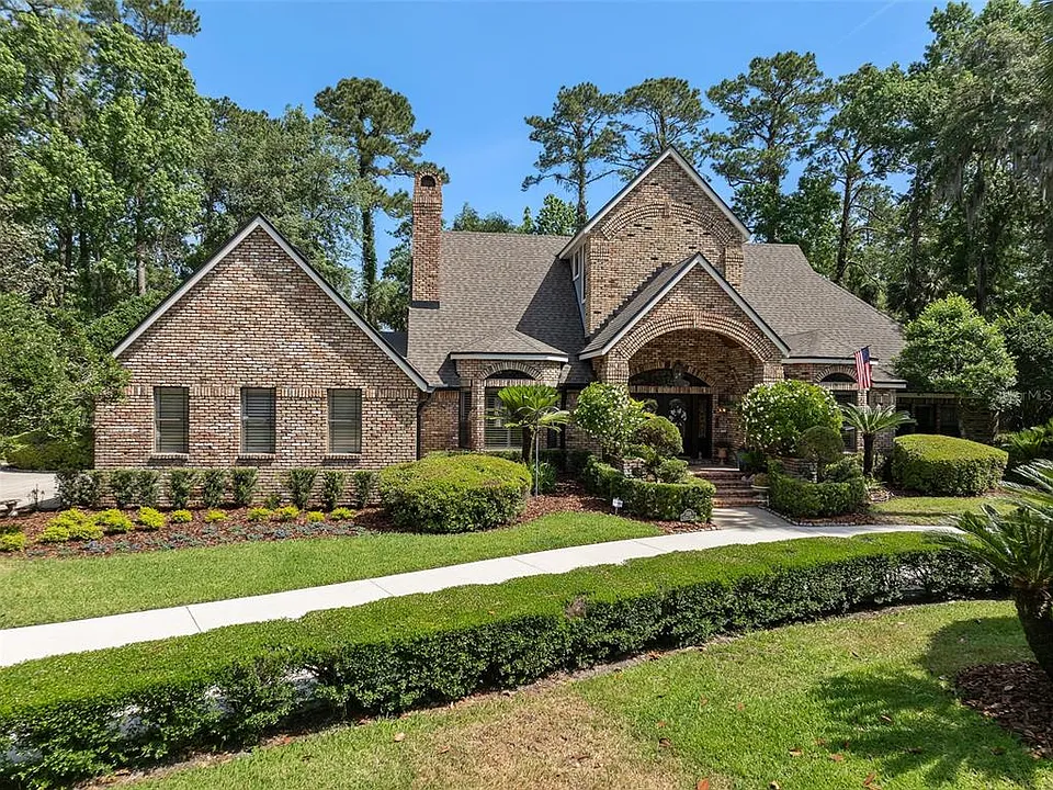 2214 Earleaf Ct
