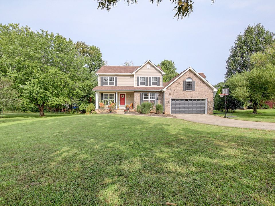 1st image of 592 Edinburgh Way