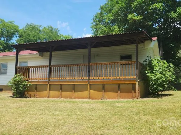 174 E Sylva Cir, Sylva, NC 28779