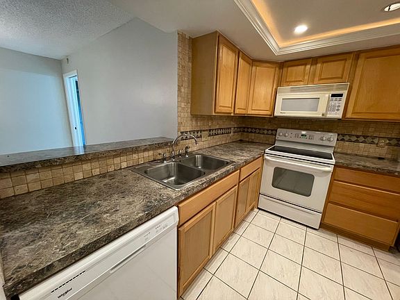 4th image of 3615 Boca Ciega Dr APT 105