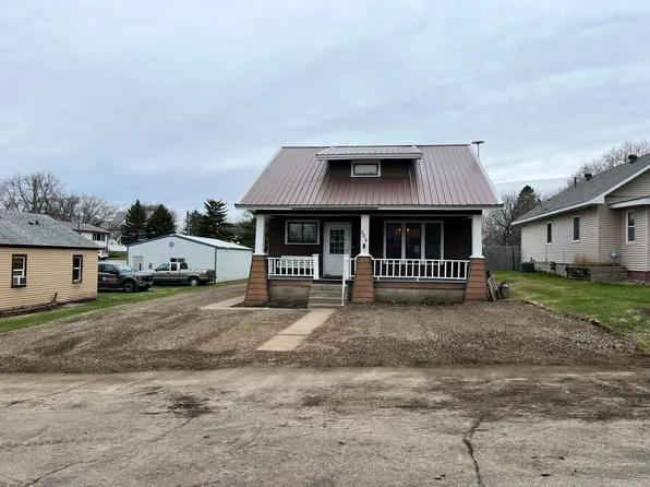 502 N Dakota St, Clark, SD 57225