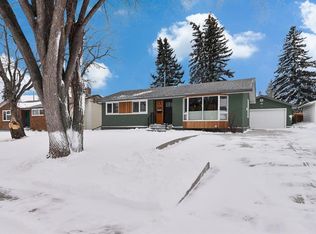 6427 E Lombardy Cres SW, Calgary, AB T3E 5R3