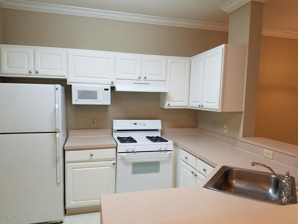 kitchen (2)
