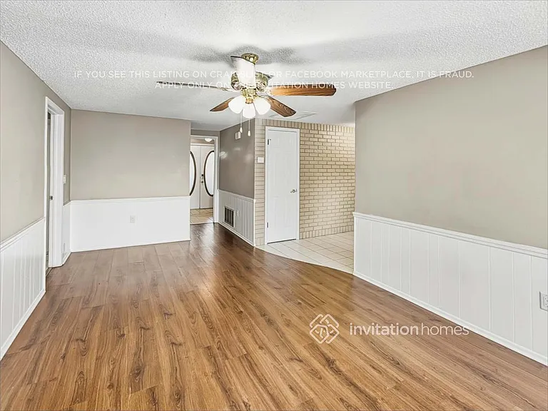 12206 Meadowbrook Ln — Photo 7