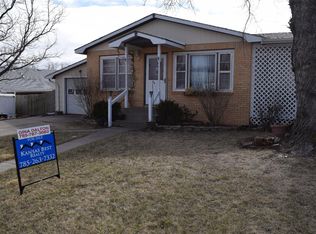 1709 Overhill Rd, Abilene, KS 67410