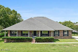 1st image of 17215 Excalibur Cir