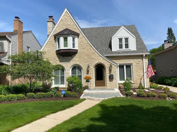 2650 Pasadena BOULEVARD, Wauwatosa, WI 53226