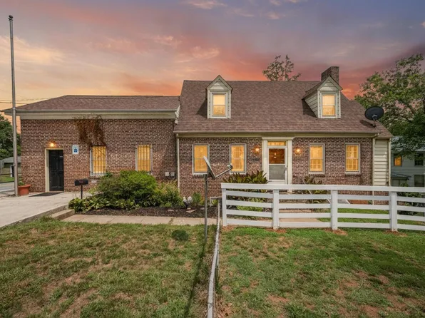 10697 James River Rd #10699, Shipman, VA 22971