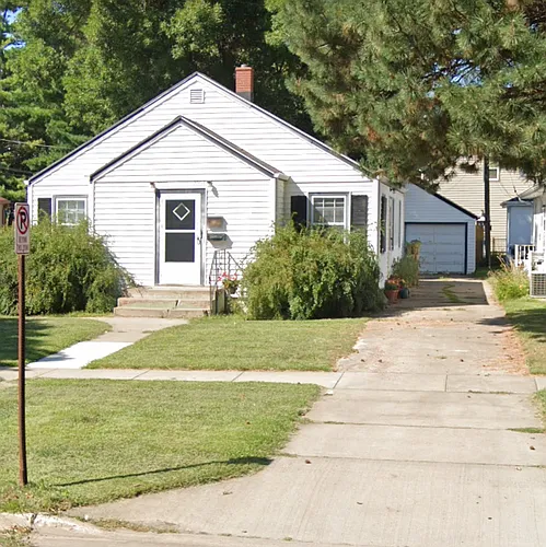 2004 W 22nd St Photo 1