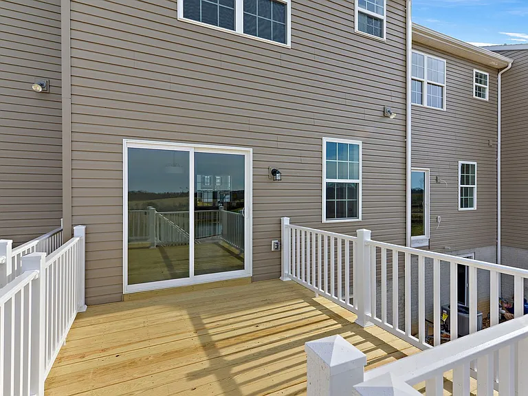 261 Homestead Dr — Photo 10
