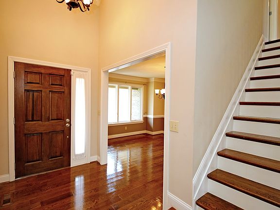 5th image of 72 Shepherd Ct