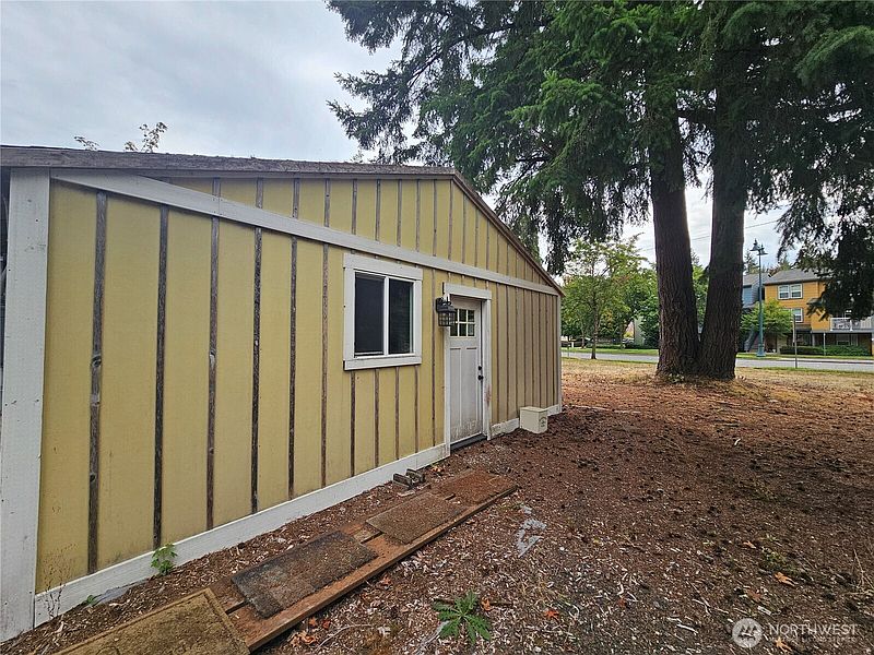 3rd image of 7143 Littlerock Road SW