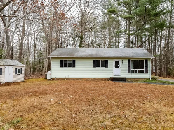 17 Dean Road, York, ME 03909
