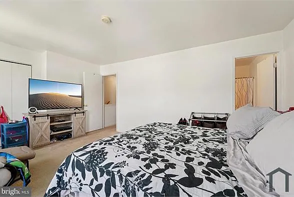 7206 Rutherford Green Cir — Photo 31
