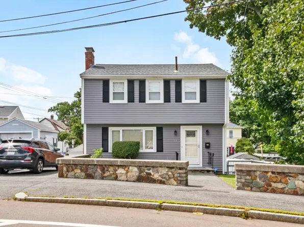 59 Milton St, Hyde Park, MA 02136