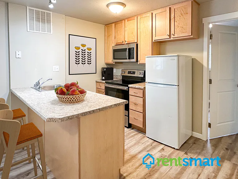 1401 Stoddard St #1 — Photo 5