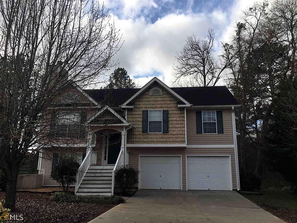 1st image of 114 Bombay Ln