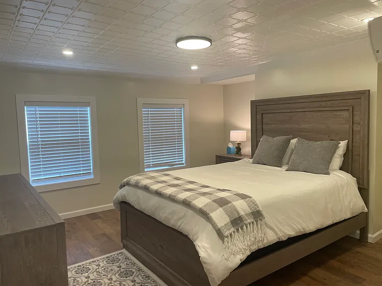 Queen bedroom with large closet