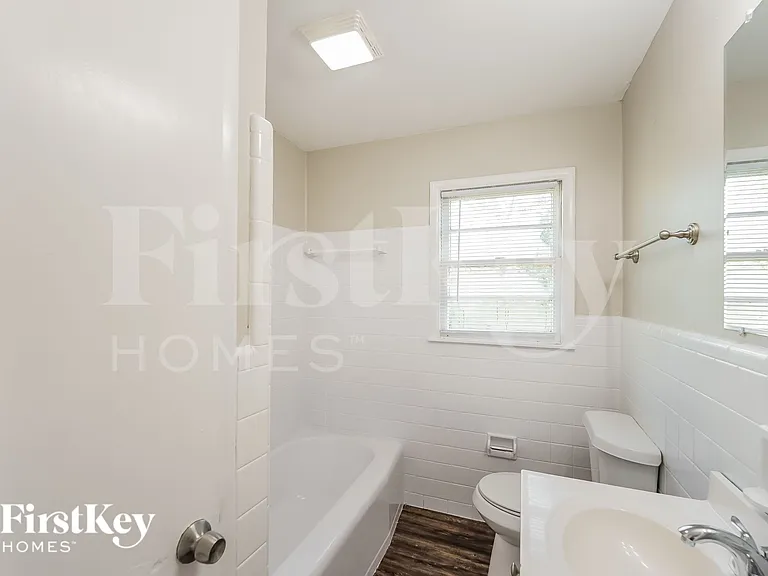 508 26th Ave NW — Photo 16