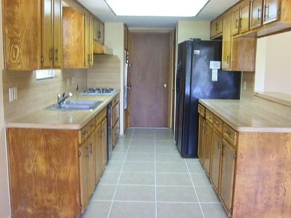 2nd image of 2938 Jenny Dr