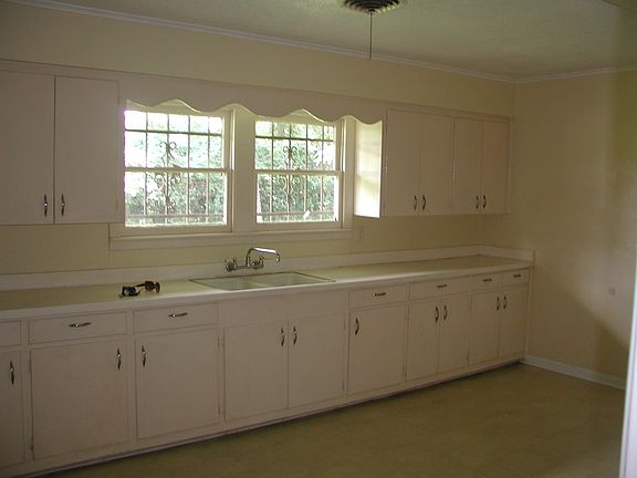 3rd image of 1812 N 16th St