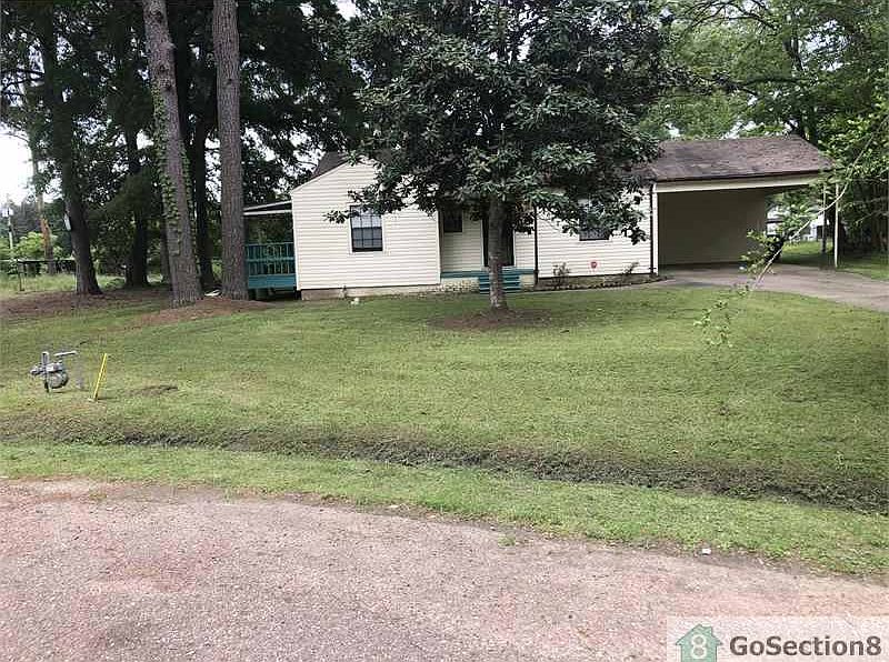 1st image of 2087 Pinecroft Cir