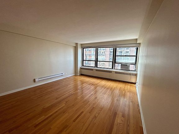 5th image of 4180 N Marine Dr #418-1101