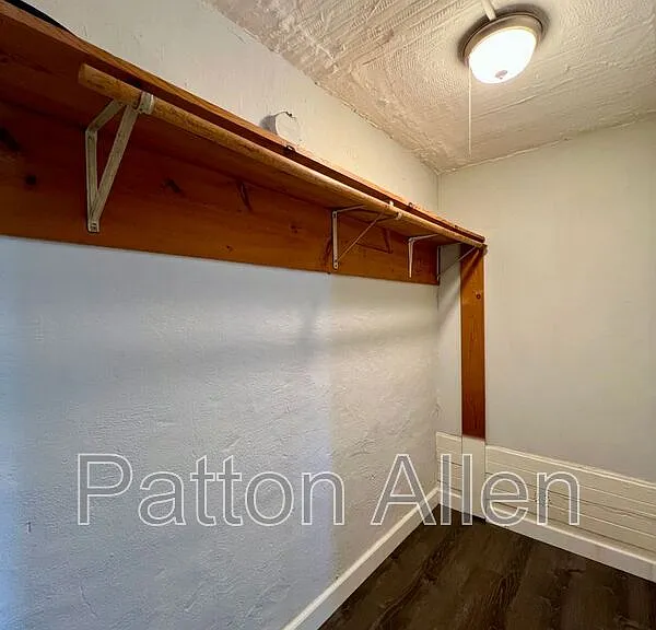 116 E Chestnut St #16 — Photo 16