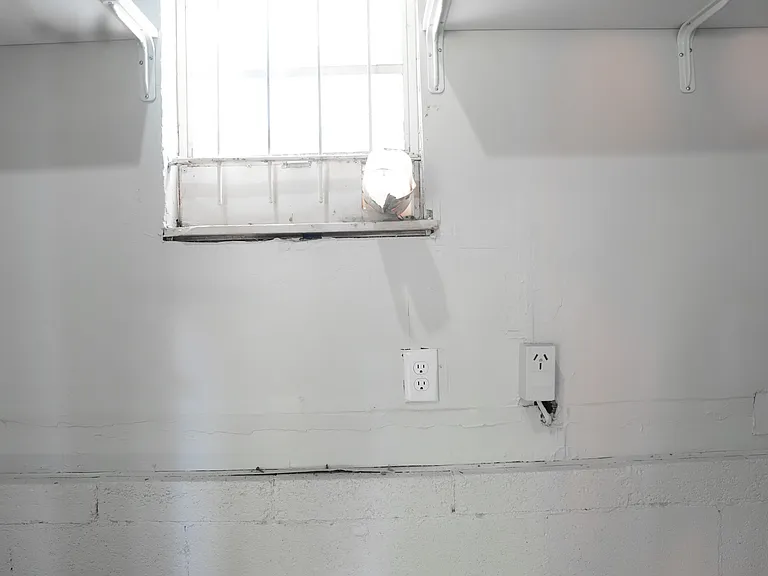 DRYER PLUG UP