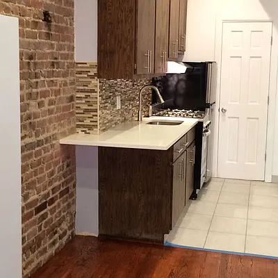 Rented by NCR Real Estate | media 11