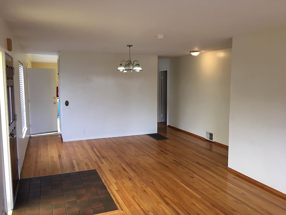 1st image of 2891 Rollingwood Dr