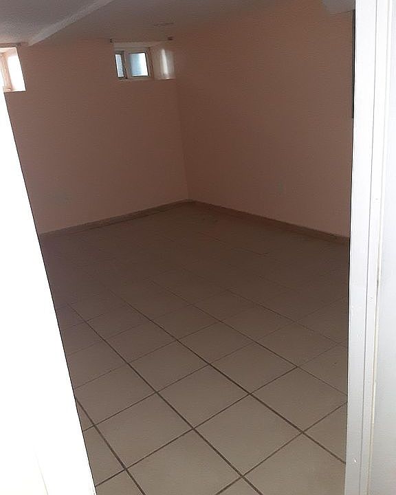 Finish basement room