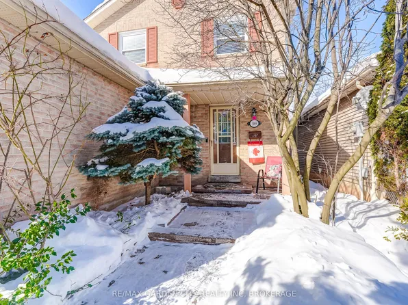 3169 Bartholomew Cres, Mississauga, ON L5N 3K9