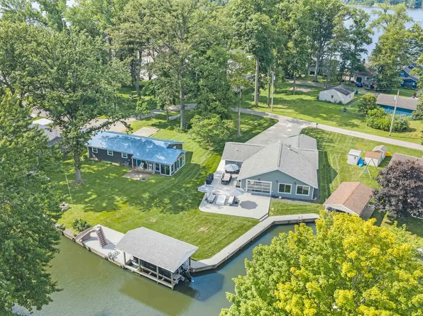 9024 Walnut St, Huntsville, OH 43324