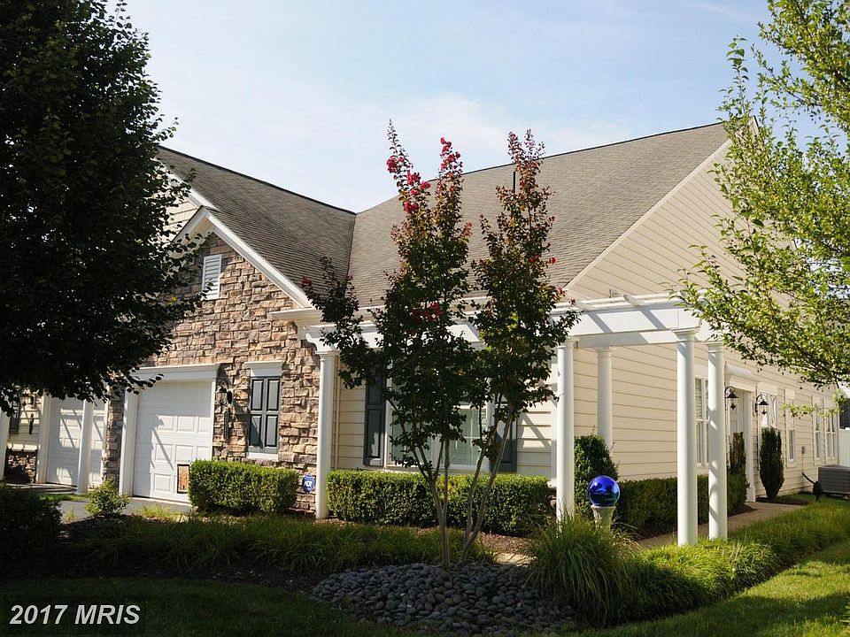 1st image of 20585 Rosewood Manor Sq