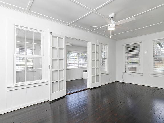 2nd image of 204 Conniston Rd
