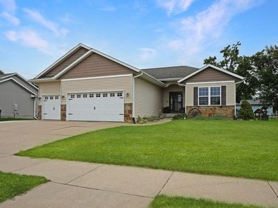 1502 Algonquin Dr, Cedar Falls, IA, 50613