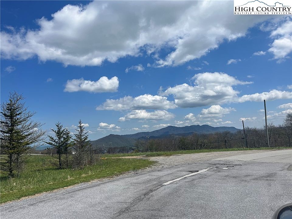 301 Pinnacle Inn Road UNIT 3125, Beech Mountain, NC 28604 MLS 243452