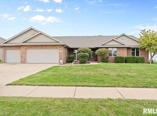 3541 Sandwood Dr, Springfield, IL 62707